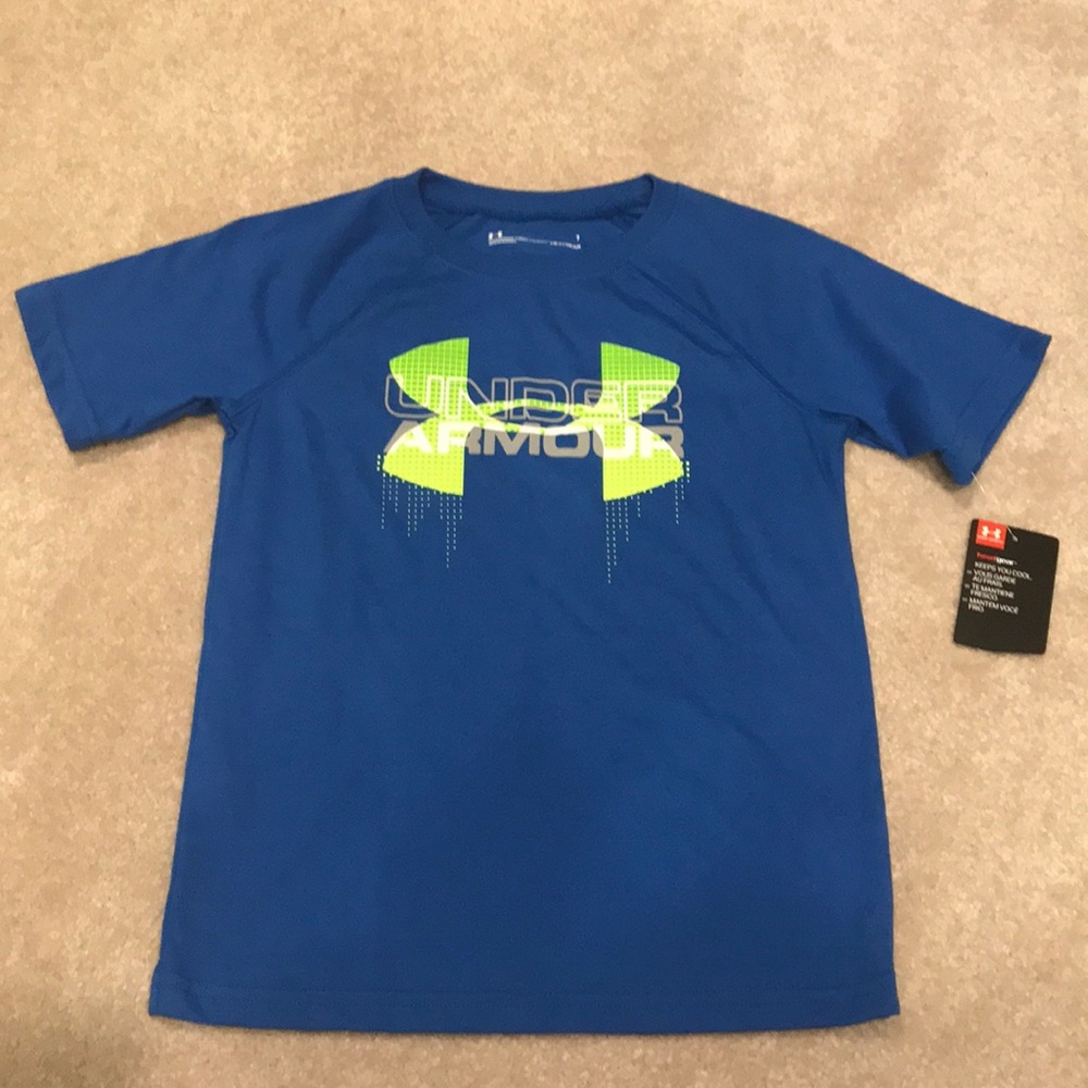 Under Armour t-shirt